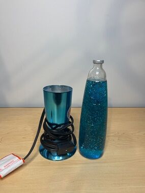 Teal Glitter Lava Lamp and Metallic Teal Base Accent Set